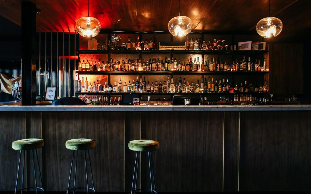 Exploring the Social Dynamics: How Bar Crawls Fun Can Enhance Your Networking Skills in San Jose